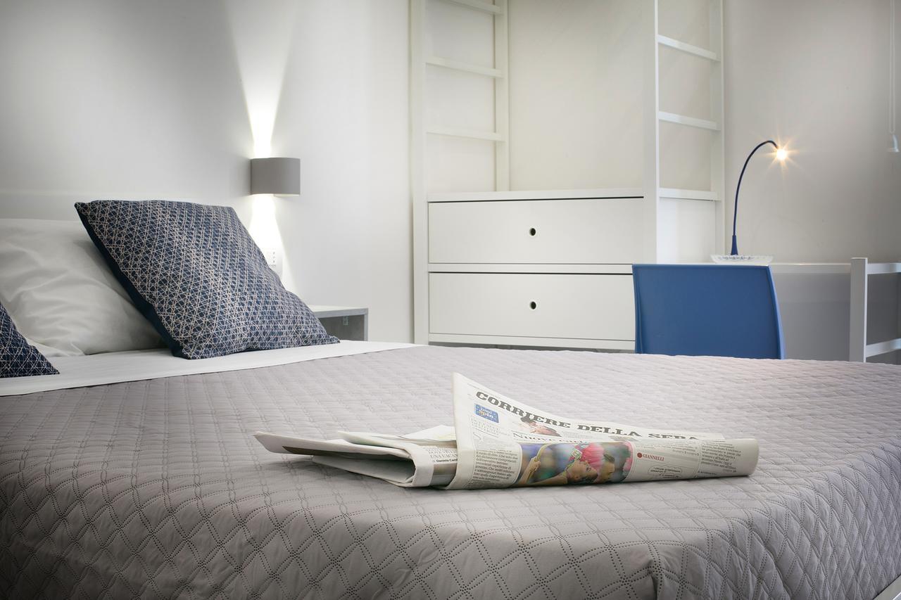 President Suites Naples Luaran gambar