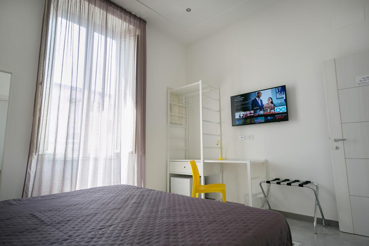 President Suites Naples Luaran gambar