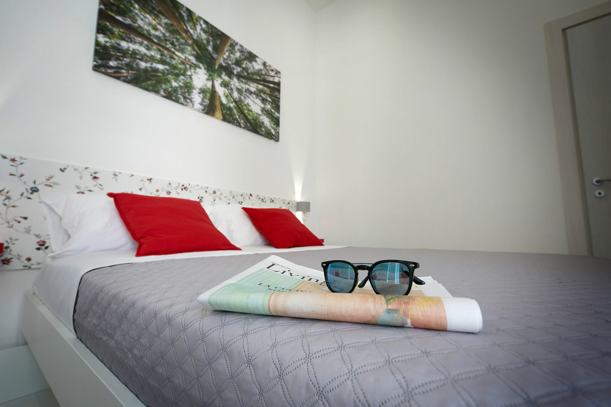 President Suites Naples Luaran gambar